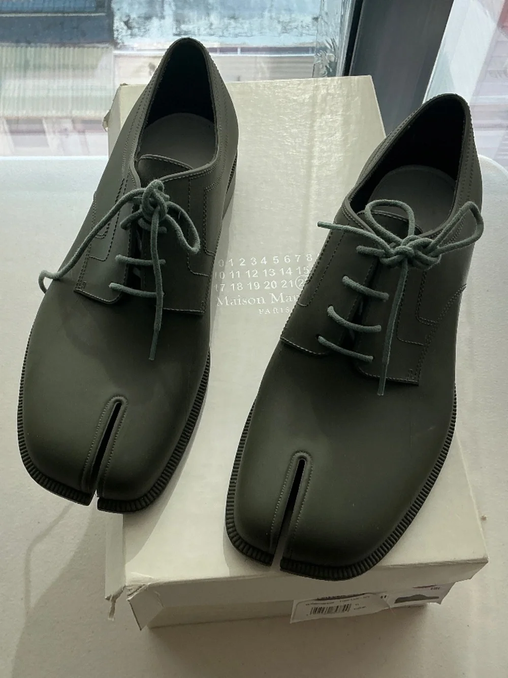 Maison Margiela Tabi Lace-Up Derby Shoes – Green PVC – EU 41